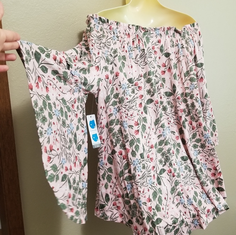 Time and Tru Pink Ruffled 3/4 Sleeve Blouse